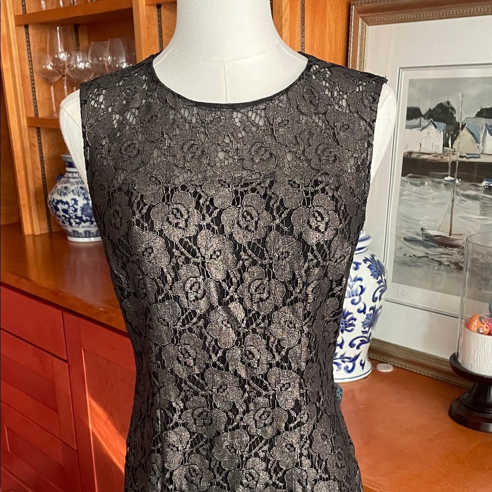 White House Black Market Black Pewter Floral Lace Midi Dress Gold Hues 0 - Picture 3 of 9